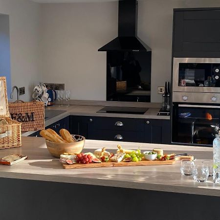 Beautiful 3 Bedroom Cottage With Fantastic Views Carsington 외부 사진