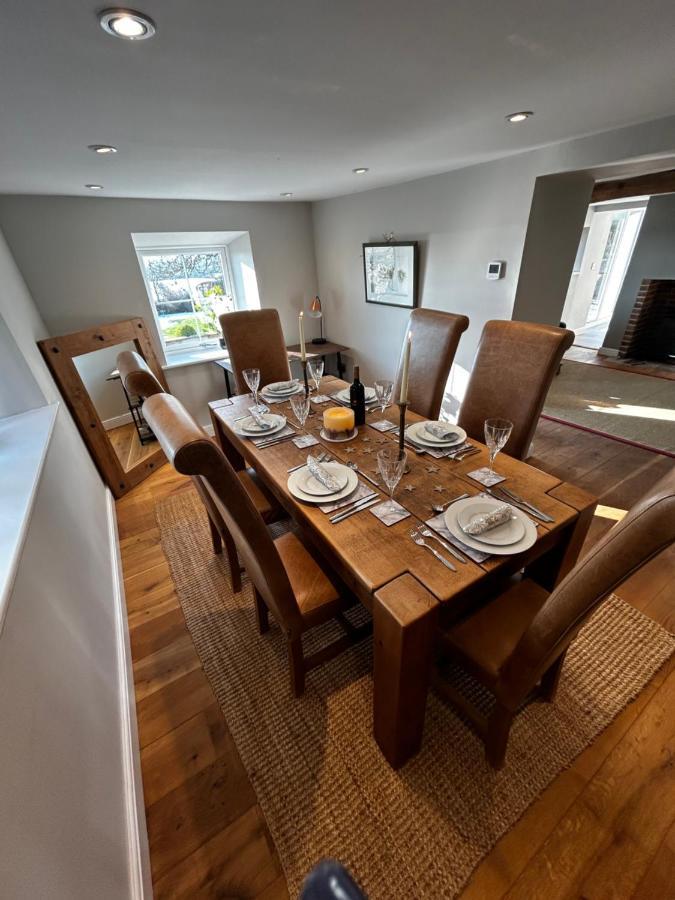 Beautiful 3 Bedroom Cottage With Fantastic Views Carsington 외부 사진
