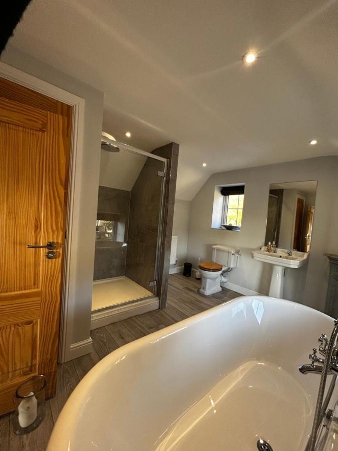 Beautiful 3 Bedroom Cottage With Fantastic Views Carsington 외부 사진